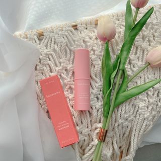 스킨큐어 산다화 카멜리아 안티 링클 멀티밤 — 4.5점을 준 리뷰어가 2022년 10월 올린 사용 사진