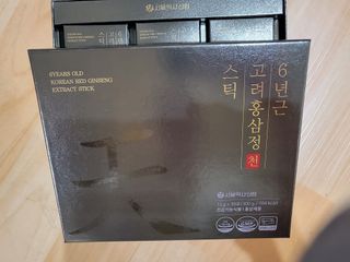 서울약사신협_6년근 고려홍삼정 천스틱 10g 30포 — 5점을 준 리뷰어가 2021년 11월 올린 사용 사진