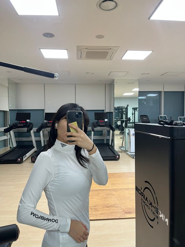 다운블로우DBFWLW-2000-1W FW 여자 스포츠 기능성 골프웨어 기모 이너 티셔츠 (화이트) 리뷰 사진