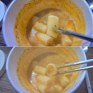 프리 [요리궁리] 타입 B (매콤,치즈,매콤까르보) 꽃떡볶이 6개입 세트 — 5점을 준 리뷰어가 2025년 2월 올린 사용 사진