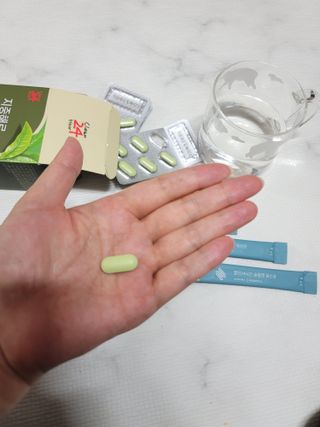 클린24시간 지중해로 쏙빠지다 1SET (800mg*60정) — 5점을 준 리뷰어가 2023년 6월 올린 사용 사진