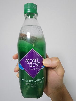 몽베스트 Montbest with Sparkling water Plain 20병 — 5점을 준 리뷰어가 2022년 12월 올린 사용 사진