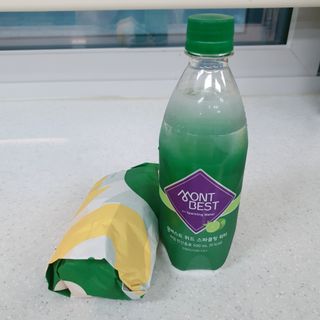 몽베스트 Montbest with Sparkling water Lime20병 — 5점을 준 리뷰어가 2022년 8월 올린 사용 사진