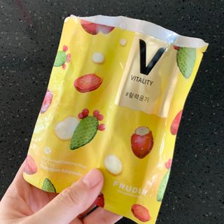 [후르디아] 골라쓰는 비건마스크팩 2종 -백년초 / 망고 — 5점을 준 리뷰어가 2021년 9월 올린 사용 사진