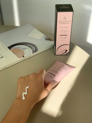 오투에니원 인컨보 바디 퍼퓸 크림 200ml — 5점을 준 리뷰어가 2022년 12월 올린 사용 사진