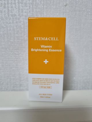 체르엠 스템앤셀 비타민 브라이트닝 에센스 30ml 1개 — 5점을 준 리뷰어가 2021년 7월 올린 사용 사진