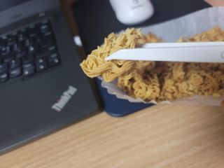 칩스틱 과자젓가락 게이밍젓가락 2ea / KC인증 식품용 — 5점을 준 리뷰어가 2021년 11월 올린 사용 사진