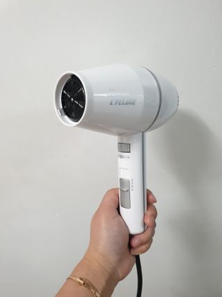 에프에이치아이코리아 마르세이유 사이클론 드라이기 — 4.5점을 준 리뷰어가 2021년 6월 올린 사용 사진