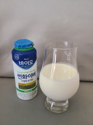 LIVE 매일바이오 썬화이버 드링킹 요거트 — 5점을 준 리뷰어가 2022년 8월 올린 사용 사진