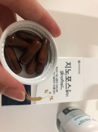 프리마인 홍삼의 강력한 에너지, 이제는 흡수율을 높인 최첨단 캡슐로 간편하게 초고속 충전하세요. — 5점을 준 리뷰어가 2022년 12월 올린 사용 사진