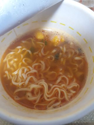 NISSIN 닛신 컵누들  4종 - 씨푸드오리지날, 씨푸드 스파이시, 씨푸드 커리, 씨푸드 XO소스 — 4점을 준 리뷰어가 2022년 12월 올린 사용 사진