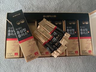 서울약사신협_투데이홍삼정플러스스틱_10g x 60포 — 5점을 준 리뷰어가 2021년 7월 올린 사용 사진