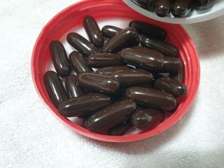 Swisse 스위스 고함량 프로폴리스 2,000mg 210정 — 5점을 준 리뷰어가 2021년 11월 올린 사용 사진