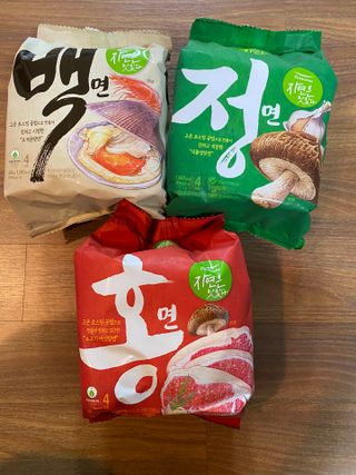 [풀무원] 자연은맛있다 정면, 백면, 홍면  세트 — 5점을 준 리뷰어가 2021년 4월 올린 사용 사진