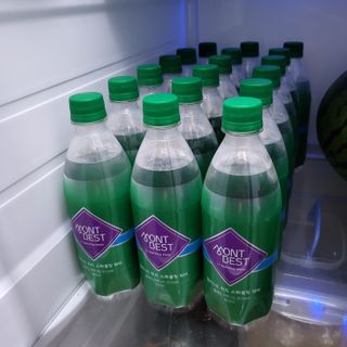 몽베스트 Montbest with Sparkling water Plain 20병 — 5점을 준 리뷰어가 2021년 11월 올린 사용 사진