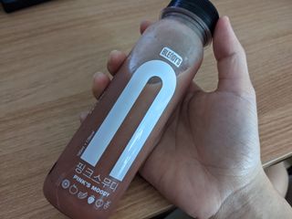 BLENDY'S 핑크 스무디+블론디 스무디 — 5점을 준 리뷰어가 2021년 9월 올린 사용 사진