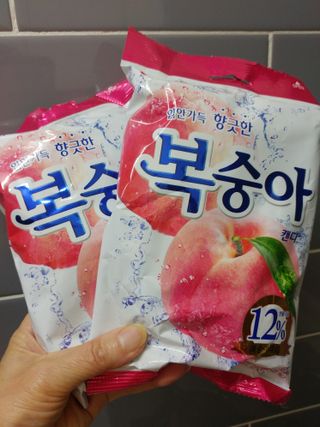 청포도캔디 복숭아캔디 — 5점을 준 리뷰어가 2022년 11월 올린 사용 사진