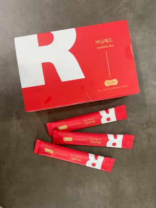 디오르 버닝레드 — 5점을 준 리뷰어가 2022년 1월 올린 사용 사진