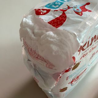 킨도 프리미엄 에어드라이v2 팬티형 기저귀 — 5점을 준 리뷰어가 2021년 6월 올린 사용 사진