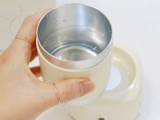 크리비 템키퍼, 당신의 온도를 지켜줄 냉온 조절 텀블러 — 2.5점을 준 리뷰어가 2022년 12월 올린 사용 사진