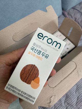 이롬 erom 황성주박사의 국산콩 두유 호두와 아몬드 — 5점을 준 리뷰어가 2020년 12월 올린 사용 사진