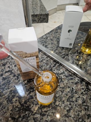 [스킨1004] 마다가스카르 센텔라 앰플 100ml — 5점을 준 리뷰어가 2024년 5월 올린 사용 사진