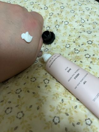 러브모아 향수 고체향수 승무원 고체향수 바르는 향수 니치향수 도손 우드세이지 앤 씨솔트 — 4점을 준 리뷰어가 2022년 10월 올린 사용 사진