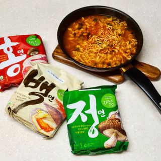 [풀무원] 자연은맛있다 정면, 백면, 홍면  세트 — 5점을 준 리뷰어가 2021년 4월 올린 사용 사진