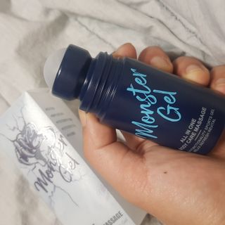 [바록스] 류현진 올인원 바디릴렉싱 몬스터겔 50ml — 5점을 준 리뷰어가 2021년 3월 올린 사용 사진