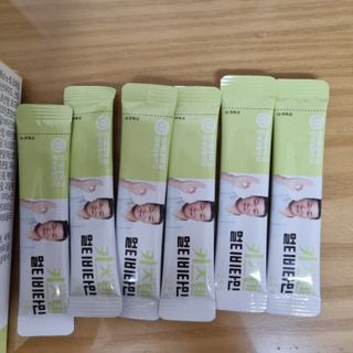 연세생활건강 키즈텐 멀티비타민 1BOX (30포) — 4점을 준 리뷰어가 2022년 5월 올린 사용 사진