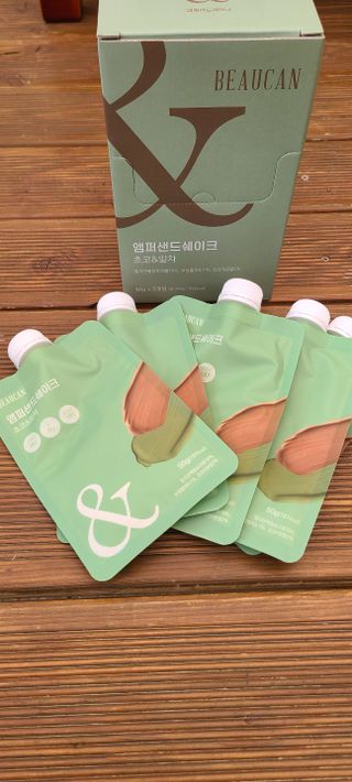 [뷰캔] 건강한 식사대용 앰퍼샌드 단백질 쉐이크 초코&말차 50g — 5점을 준 리뷰어가 2022년 6월 올린 사용 사진