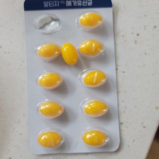 [이롬] 알티지 메가유산균 1 개월분 (490mgx30캡슐x2개입) — 5점을 준 리뷰어가 2022년 6월 올린 사용 사진