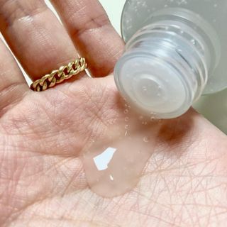 리더스코스메틱 리더스 퍼스트 샷 액티브 에센스 에이지 컨트롤 — 5점을 준 리뷰어가 2021년 11월 올린 사용 사진