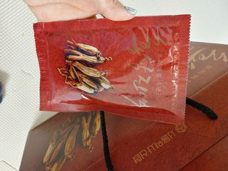 서울약사신협_프리미엄 6년근 홍삼진액_70mlx30포 — 5점을 준 리뷰어가 2021년 3월 올린 사용 사진