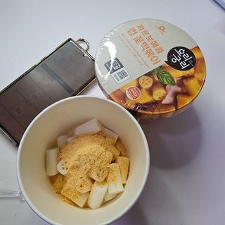 프리 [요리궁리] 타입 B (매콤,치즈,매콤까르보) 꽃떡볶이 6개입 세트 — 5점을 준 리뷰어가 2025년 2월 올린 사용 사진