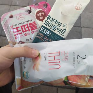 남양유업 또깍 접어 떠먹는 불가리스 2종 — 4.5점을 준 리뷰어가 2021년 1월 올린 사용 사진