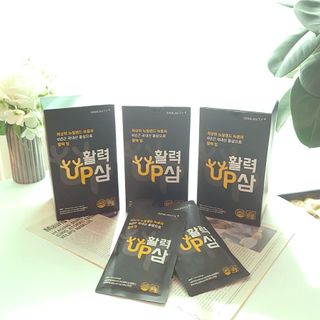 [이뮤니티플러스] 최고급녹용과 국내산 6년근 홍삼으로 활력업!!_ 활력UP삼 30포 1box — 5점을 준 리뷰어가 2022년 5월 올린 사용 사진