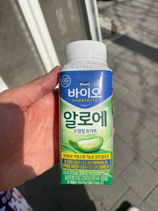 LIVE 매일바이오 알로에 드링킹 요거트 — 5점을 준 리뷰어가 2022년 4월 올린 사용 사진