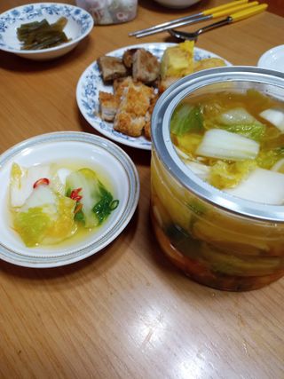 셰프애찬 단호박 백김치 1kg — 5점을 준 리뷰어가 2022년 10월 올린 사용 사진