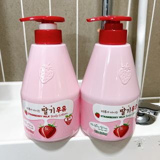 [과일나라] 피부가 마시는 딸기우유 바디클렌저&바디로션 — 5점을 준 리뷰어가 2022년 2월 올린 사용 사진