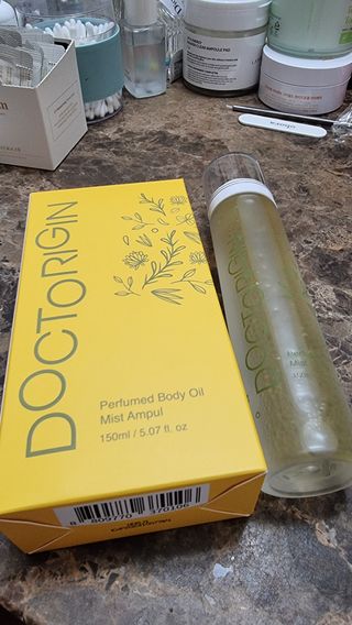 닥터리진 퍼퓸드  바디오일 미스트 앰플 150ml — 5점을 준 리뷰어가 2022년 7월 올린 사용 사진
