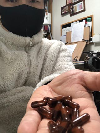 프리마인 홍삼의 강력한 에너지, 이제는 흡수율을 높인 최첨단 캡슐로 간편하게 초고속 충전하세요. — 5점을 준 리뷰어가 2022년 12월 올린 사용 사진
