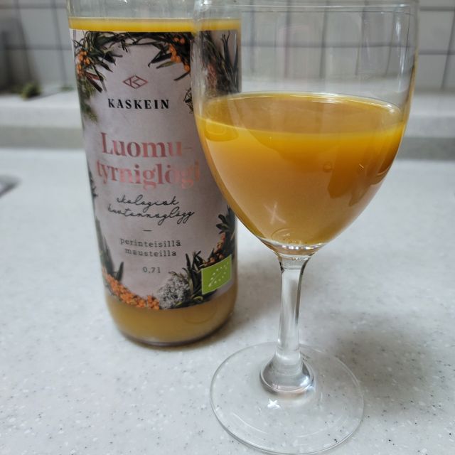 [Kaskein Luomutyrniglögi] 핀란드 전통 무알콜 멀드와인 시벅톤 글로기 리뷰 사진