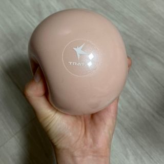 트라택 쿠셔닝 웨이트볼 0.5kg + 1kg SET — 2.5점을 준 리뷰어가 2022년 6월 올린 사용 사진