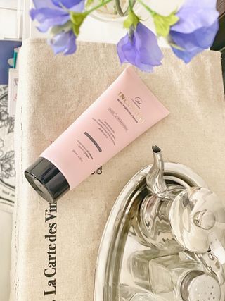 오투에니원 인컨보 바디 퍼퓸 크림 200ml — 5점을 준 리뷰어가 2023년 2월 올린 사용 사진