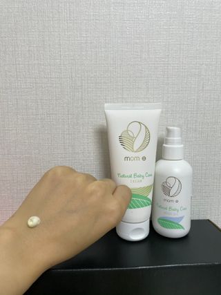 mom e 맘이 내추럴 베이비 케어 크림+바디오일 — 4점을 준 리뷰어가 2021년 1월 올린 사용 사진