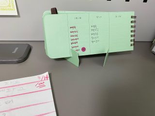 리훈 언더모니터 위클리 플래너 + 다정한 스티커 8mm 원형 칼라 얼굴 표정 1장 — 5점을 준 리뷰어가 2022년 3월 올린 사용 사진