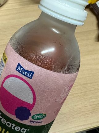 더그레잇티 콤부차 [매일유업] 더그레잇티 44kcal 콤부차 300ml *12개입 (오리지널 6개+베리리치 6개) — 4점을 준 리뷰어가 2023년 7월 올린 사용 사진
