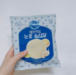 딜라이트 프로젝트  달콤한 눈꽃 간식세트( 눈꽃 솜사탕 / 레몬라임 솜사탕 / 달고나 총 7EA+스마트톡 증정) — 3점을 준 리뷰어가 2022년 5월 올린 사용 사진