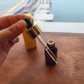 스킨큐어 산다화 비타민c 화이트닝 에센스 30ml — 5점을 준 리뷰어가 2023년 12월 올린 사용 사진